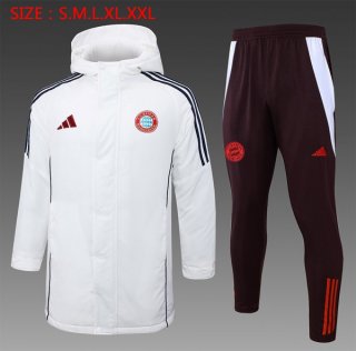 Piumino Bayern Monaco Set Completo 2024/2025 Bianco