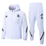 Giacca Cappuccio Real Madrid 2026/2027 Bianco Giacca Cappuccio Real Madrid 2026/2027 Bianco
