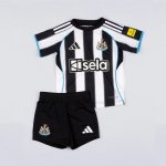 Maglia Newcastle United Prima Bambino 2025/2026 Maglia Newcastle United Prima Bambino 2025/2026